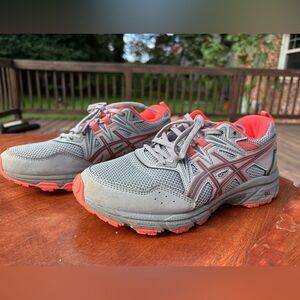 ASICS Gel Venture Pink and Gray Shoes Size 6